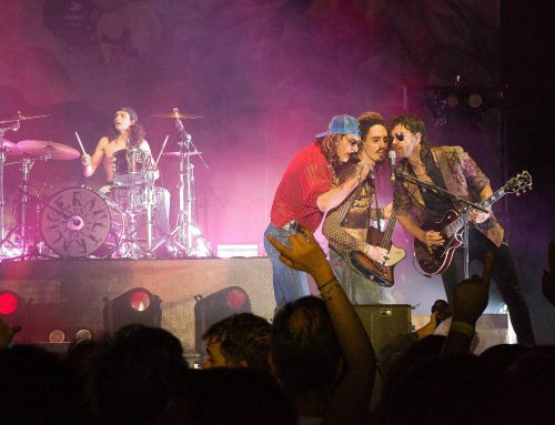 Ultraligera y el XAUEN BULL FESTIVAL llenan La Alameda en una noche triunfal de San Lucas